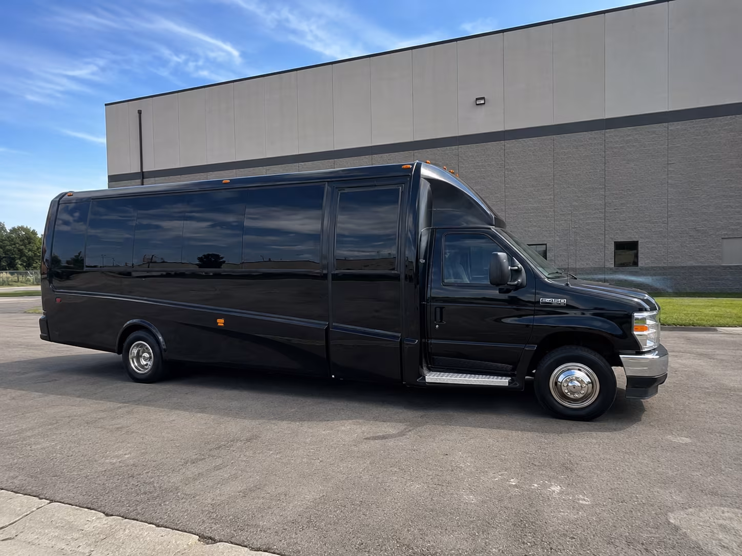 arrange transportation for your next wedding 2