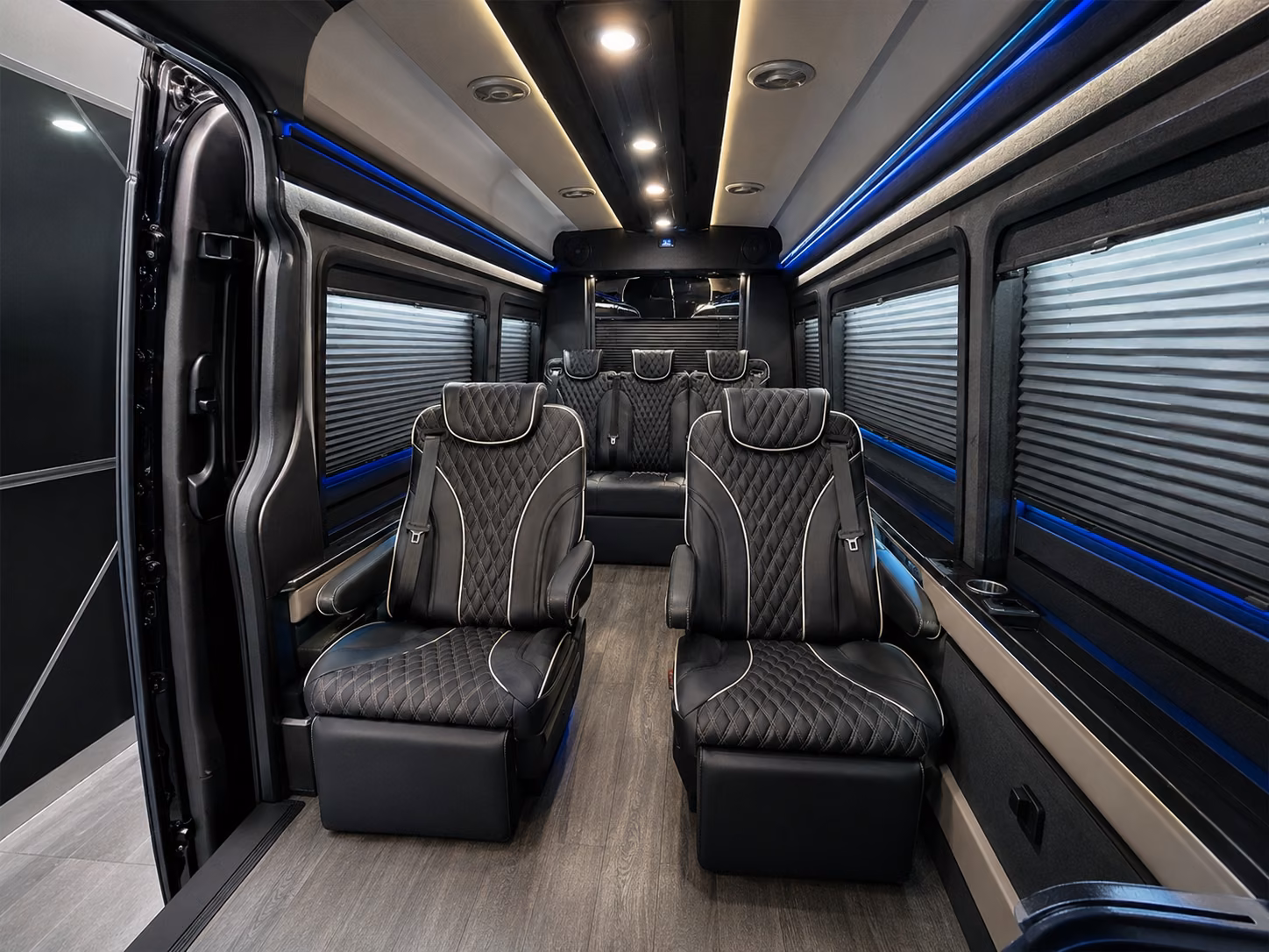 bus rentals for corporate retreats and off site events in the antelope valley