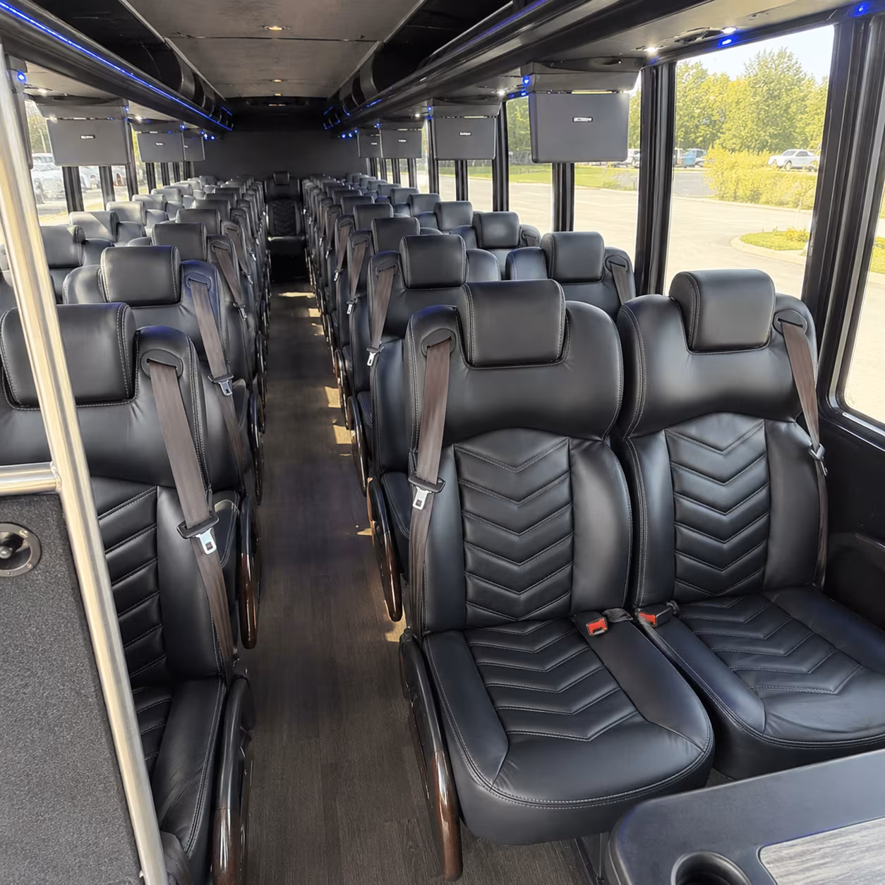 minibus rentals for lancaster wedding party transportation